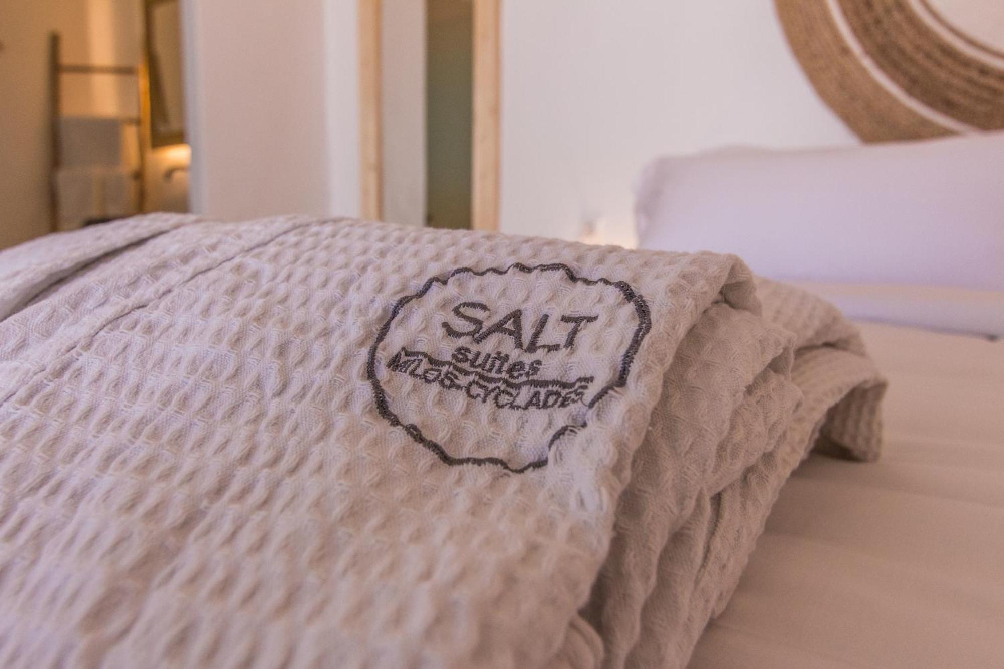 Salt Suites Milos Pollonia Exterior foto
